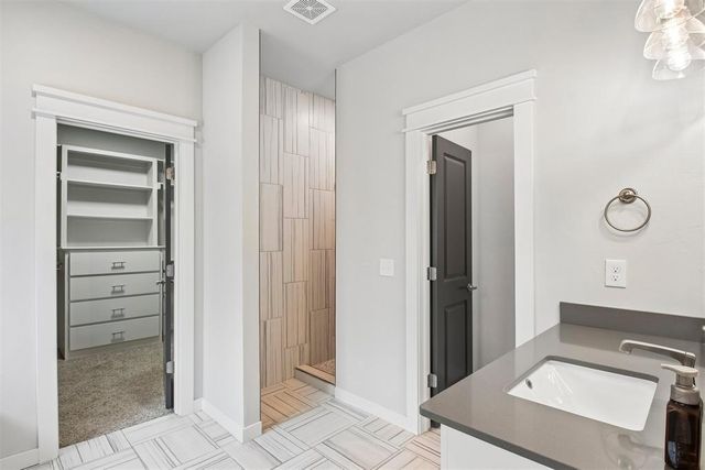 600 E Barajas Terrace, Mustang, OK 73064