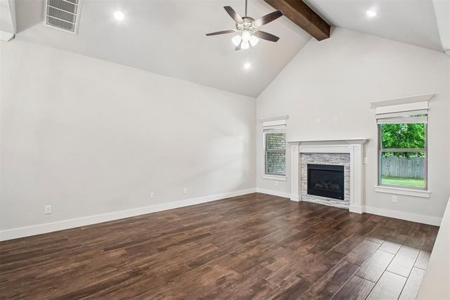 600 E Barajas Terrace, Mustang, OK 73064