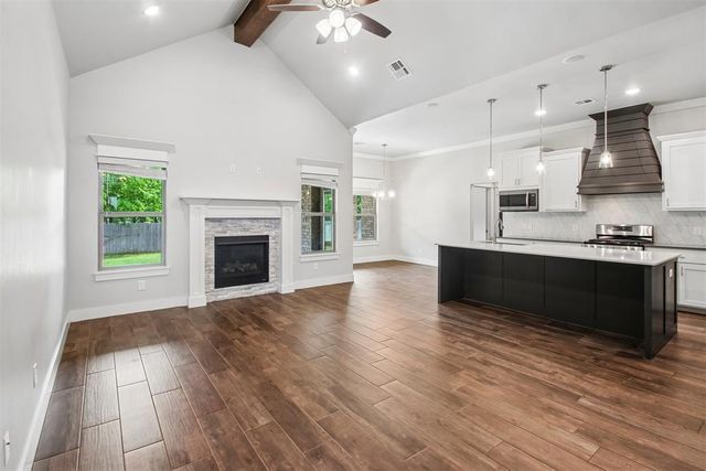 600 E Barajas Terrace, Mustang, OK 73064