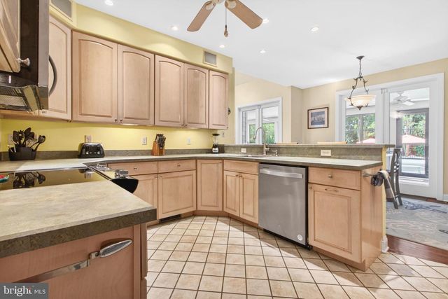 12 SHEFFIELD RD, Rehoboth Beach, DE 19971