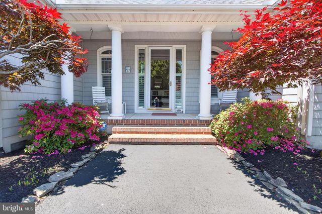 12 SHEFFIELD RD, Rehoboth Beach, DE 19971