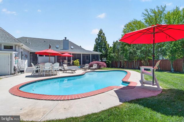 12 SHEFFIELD RD, Rehoboth Beach, DE 19971