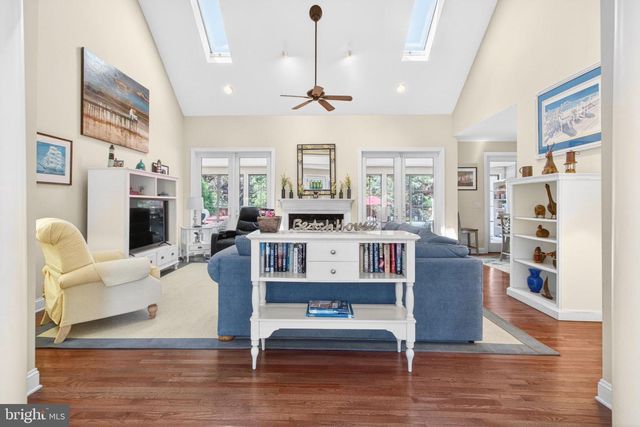 12 SHEFFIELD RD, Rehoboth Beach, DE 19971