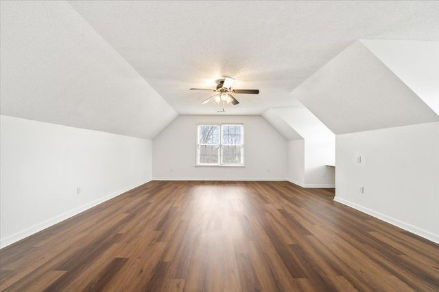 2814 MORNING WOODS DR, Memphis, TN 38016