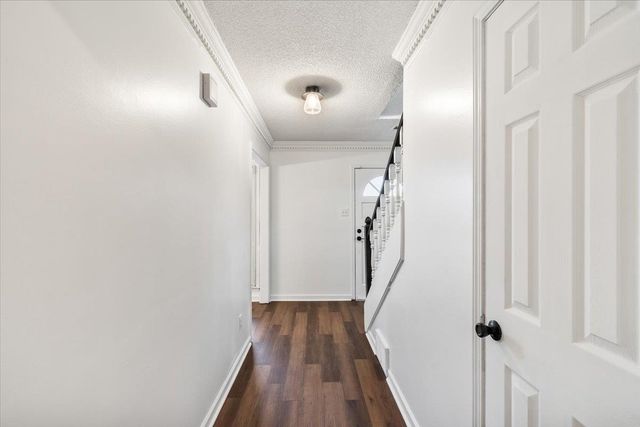 2814 MORNING WOODS DR, Memphis, TN 38016