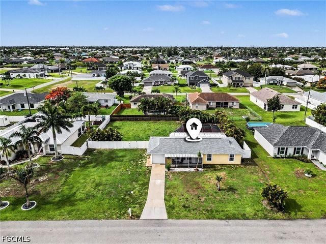 316 SW 19th TER, Cape Coral, FL 33991