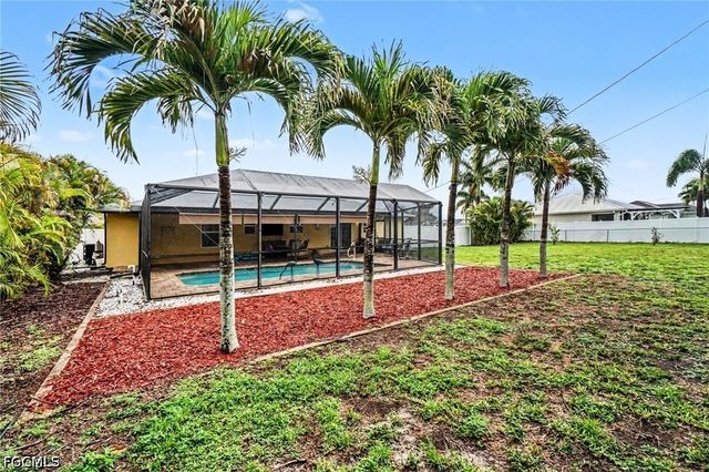 316 SW 19th TER, Cape Coral, FL 33991
