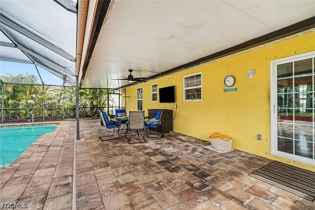 316 SW 19th TER, Cape Coral, FL 33991