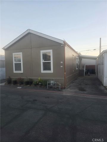 812 N Loren Avenue 18, Azusa, CA 91702