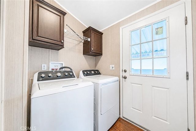 812 N Loren Avenue 18, Azusa, CA 91702