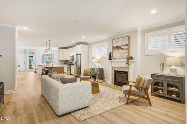 70 Bluffwood Avenue, Chapel Hill, NC 27516