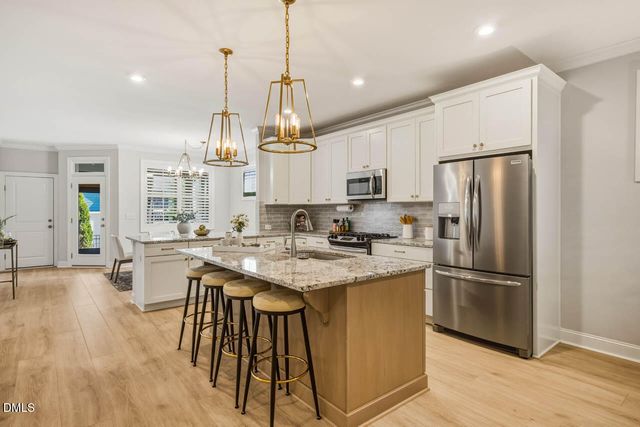 70 Bluffwood Avenue, Chapel Hill, NC 27516