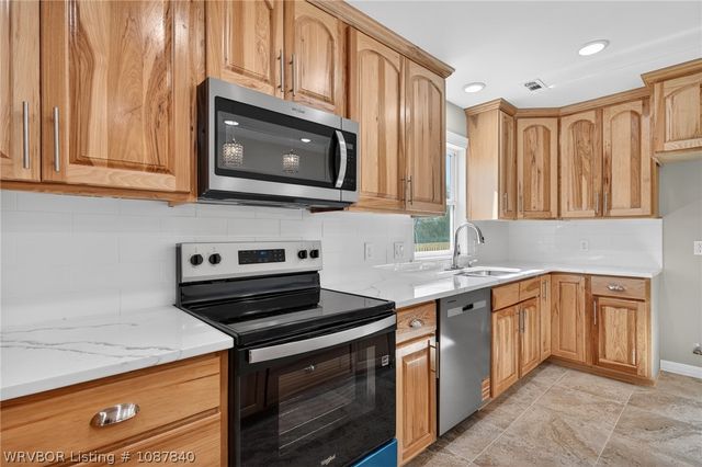 419 Rhynes Way, Van Buren, AR 72956