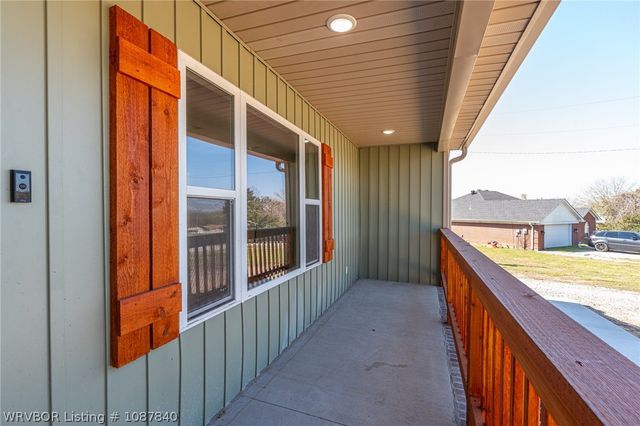 419 Rhynes Way, Van Buren, AR 72956