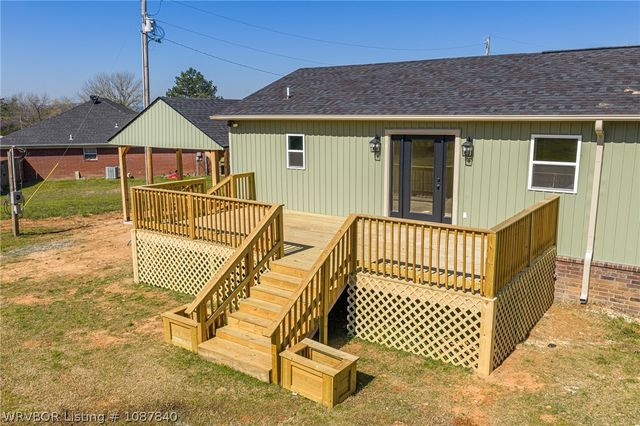 419 Rhynes Way, Van Buren, AR 72956