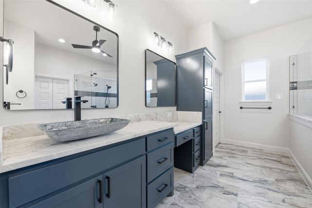 195 Rio Rancho Drive, Decatur, TX 76234