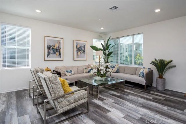 164 Unity, Irvine, CA 92614