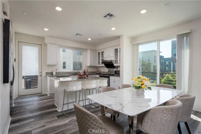 164 Unity, Irvine, CA 92614