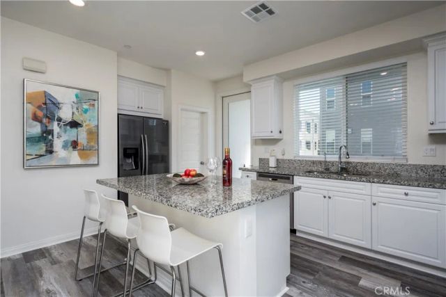 164 Unity, Irvine, CA 92614