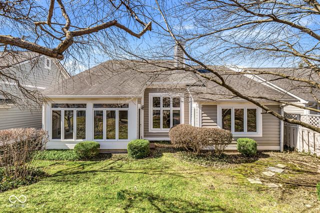 7869 Clearwater Parkway, Indianapolis, IN 46240