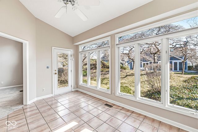 7869 Clearwater Parkway, Indianapolis, IN 46240