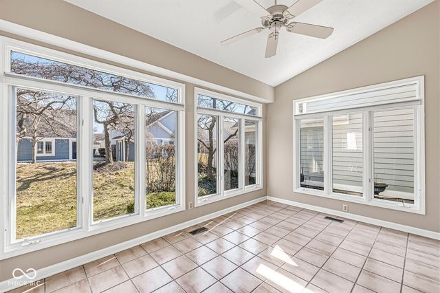 7869 Clearwater Parkway, Indianapolis, IN 46240