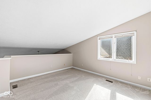 7869 Clearwater Parkway, Indianapolis, IN 46240