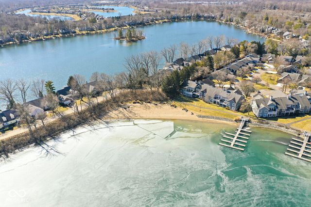 7869 Clearwater Parkway, Indianapolis, IN 46240