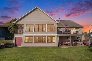 11911 Highview Shores, Vicksburg, MI 49097