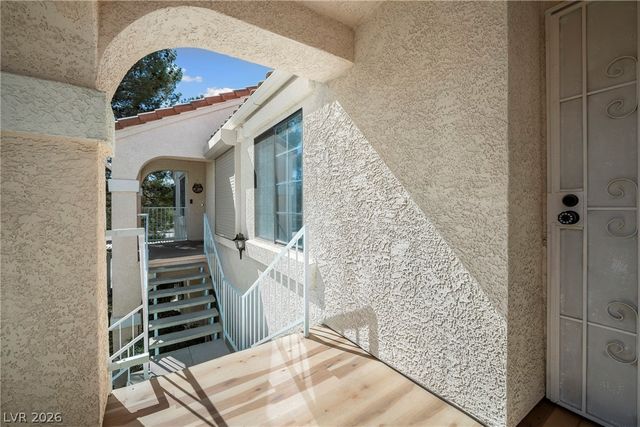 4873 South Torrey Pines Drive 205, Las Vegas, NV 89103