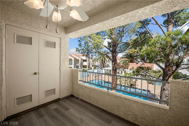 4873 South Torrey Pines Drive 205, Las Vegas, NV 89103