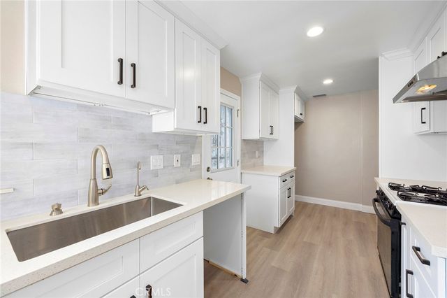 2140 N Eastern Avenue, Los Angeles, CA 90032