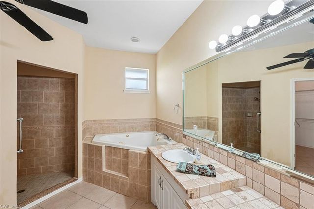 3761 35th AVE NE, Naples, FL 34120
