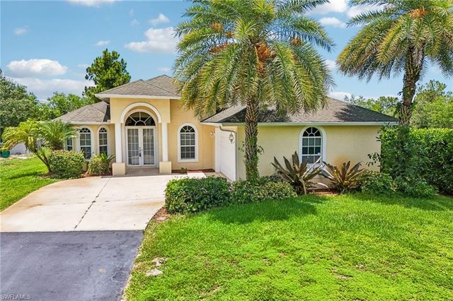 3761 35th AVE NE, Naples, FL 34120