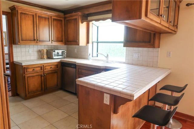 12 Pleasonton, Irvine, CA 92620