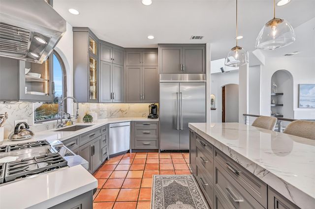 4206 Turks Point, Galveston, TX 77554