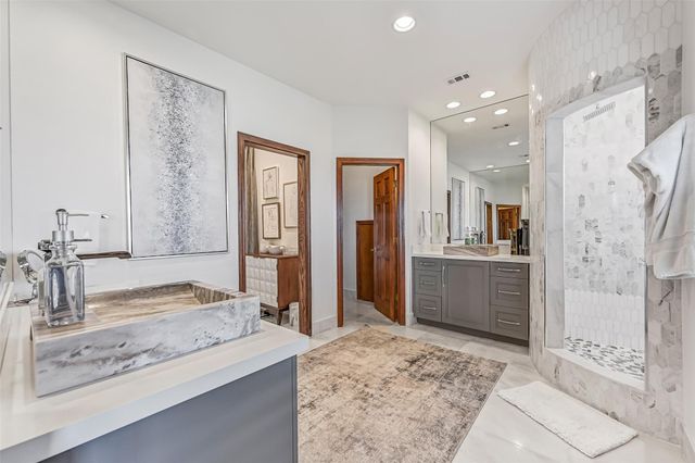 4206 Turks Point, Galveston, TX 77554