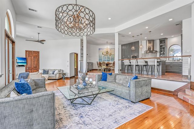 4206 Turks Point, Galveston, TX 77554