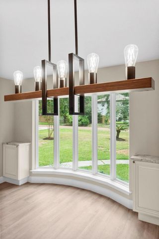 566 Beauregard Drive, Conroe, TX 77302