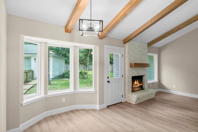 566 Beauregard Drive, Conroe, TX 77302