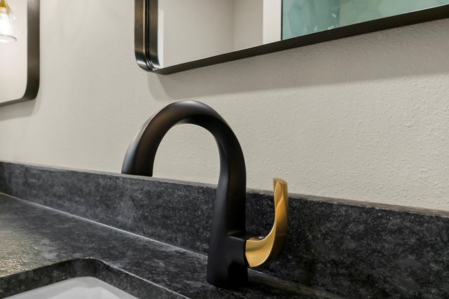 566 Beauregard Drive, Conroe, TX 77302