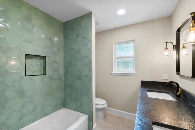 566 Beauregard Drive, Conroe, TX 77302