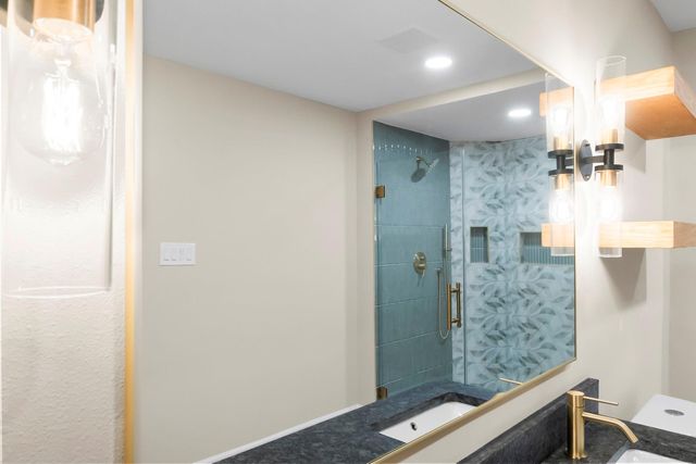 566 Beauregard Drive, Conroe, TX 77302