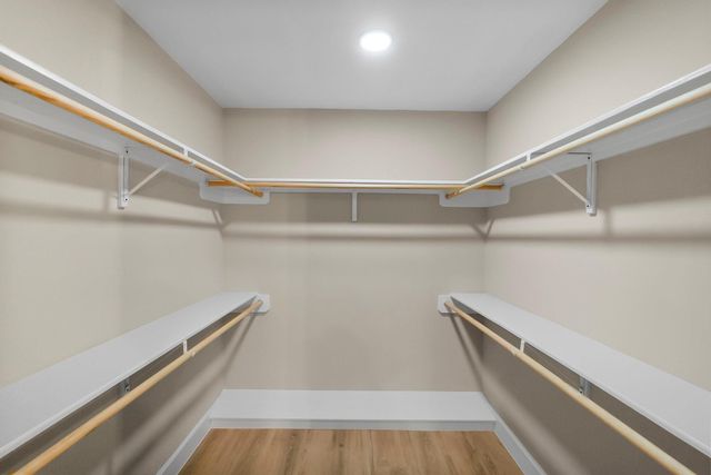 566 Beauregard Drive, Conroe, TX 77302