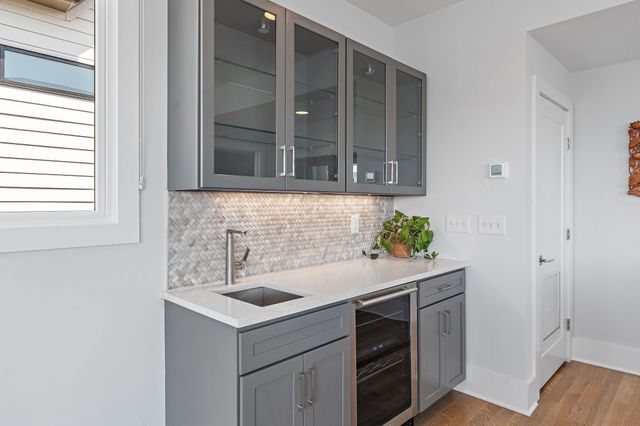 118B Fern Ave, Nashville, TN 37207