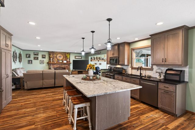 5024 Cannon Lake Trail, Faribault, MN 55021