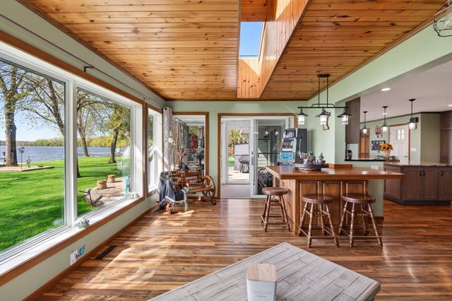 5024 Cannon Lake Trail, Faribault, MN 55021