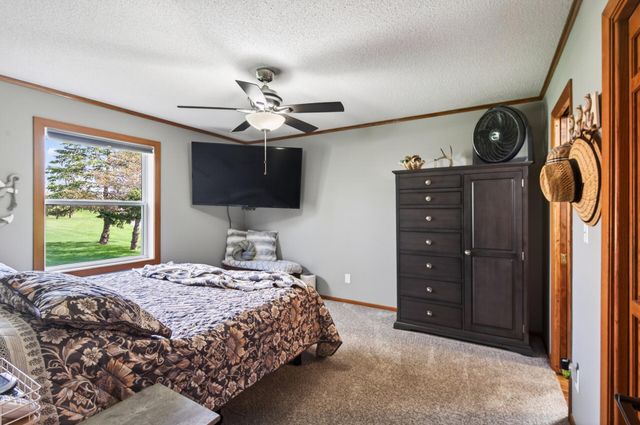 5024 Cannon Lake Trail, Faribault, MN 55021