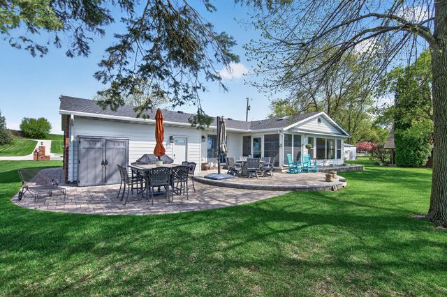 5024 Cannon Lake Trail, Faribault, MN 55021