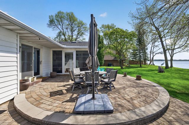 5024 Cannon Lake Trail, Faribault, MN 55021
